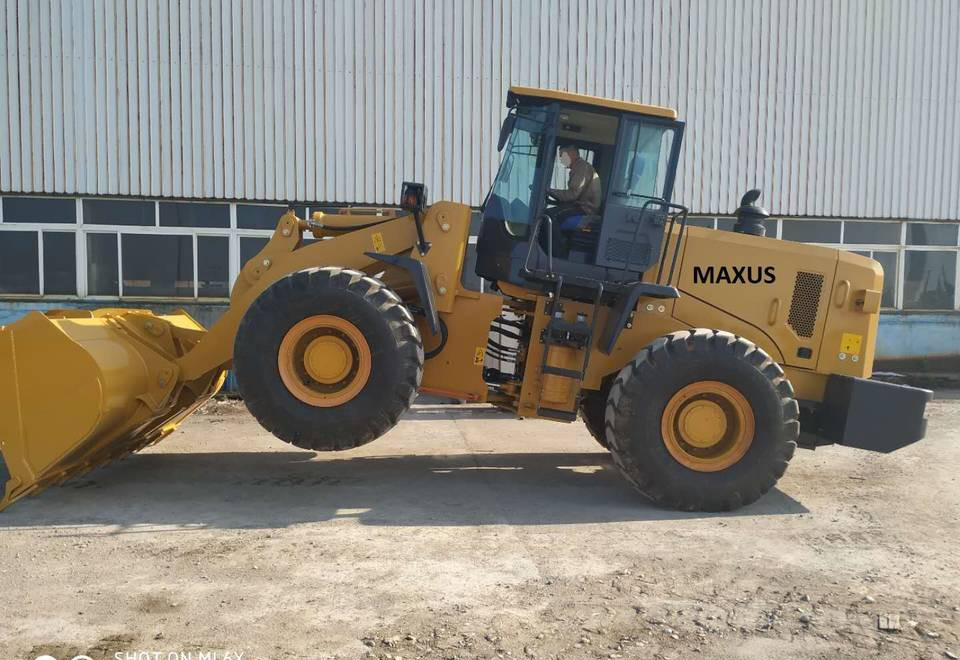 NEW MAXUS Steyr 16 TON Wheel Loader Warranty up to 10 YEARS НОВА Копарка колісна MAXUS Steyr 16 ТОН Гарантія до 10 РОКІВ NOWA Ładowarka Kołowa MAXUS Steyr 16 TON Gwarancja do 10 LAT - Колёсный погрузчик: фото 5 NEW MAXUS Steyr 16 TON Wheel Loader Warranty up to 10 YEARS НОВА Копарка колісна MAXUS Steyr 16 ТОН Гарантія до 10 РОКІВ NOWA Ładowarka Kołowa MAXUS Steyr 16 TON Gwarancja do 10 LAT - Колёсный погрузчик: фото 5