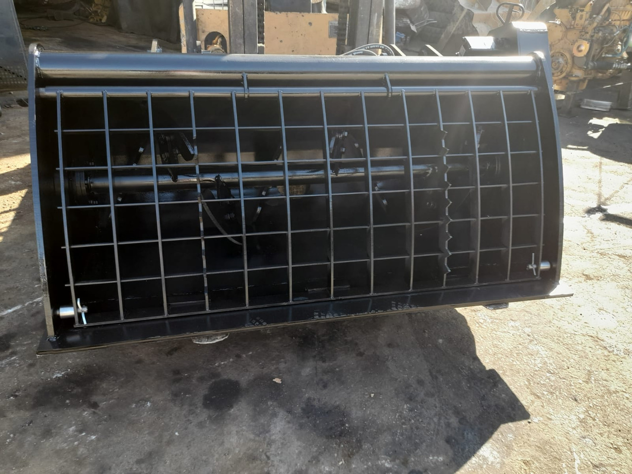 Bekoloader - Сортировочный ковш для Строительной техники: фото 1 Bekoloader - Сортировочный ковш для Строительной техники: фото 1