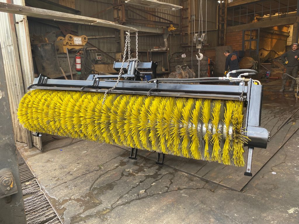 Bobcat - Щетка для Строительной техники: фото 5 Bobcat - Щетка для Строительной техники: фото 5