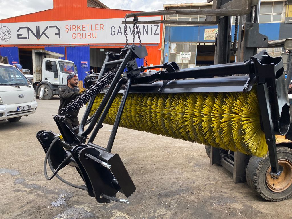 Bobcat - Щетка для Строительной техники: фото 3 Bobcat - Щетка для Строительной техники: фото 3