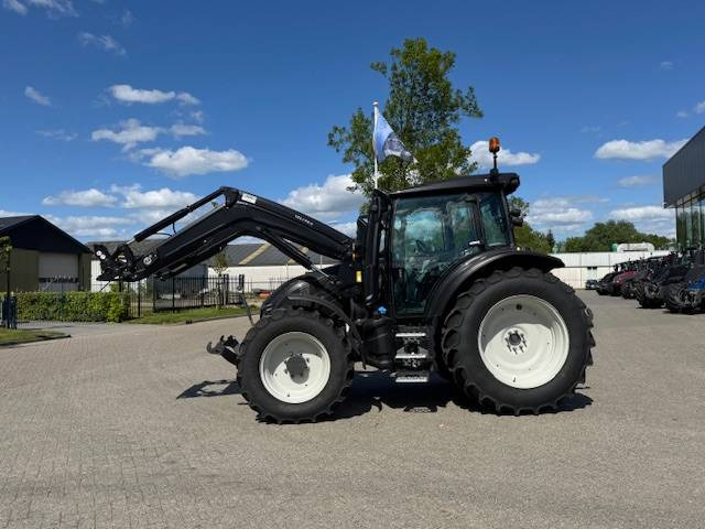 Valtra G125 Ecopower Active, 115 uur!! FH+PTO+Voorlader - Трактор: фото 5 Valtra G125 Ecopower Active, 115 uur!! FH+PTO+Voorlader - Трактор: фото 5