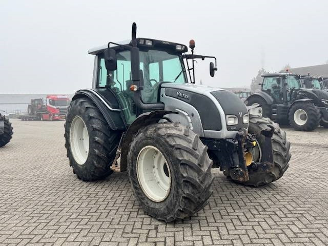 Valtra N141 hitech, Fronthef, Frontpto - Трактор: фото 2 Valtra N141 hitech, Fronthef, Frontpto - Трактор: фото 2