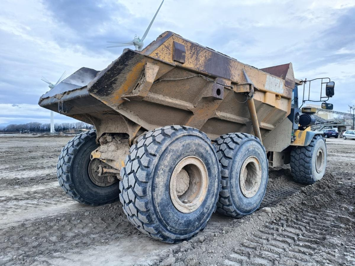 Bell B30C - Сочленённый самосвал: фото 4 Bell B30C - Сочленённый самосвал: фото 4