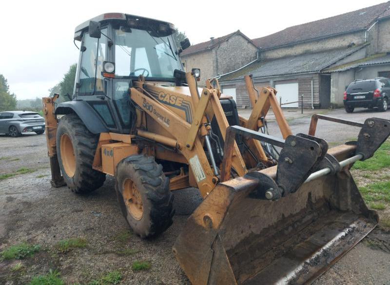 Case 580SLE - Экскаватор-погрузчик: фото 2 Case 580SLE - Экскаватор-погрузчик: фото 2