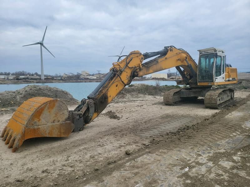Liebherr R934B HDS - Гусеничный экскаватор: фото 1 Liebherr R934B HDS - Гусеничный экскаватор: фото 1