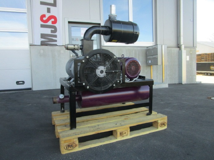 BARRATI VAKUUMPUMPE MIT GESTELL MIT ANSAUGFILTER UND SCHALLDÄMPFER - Упаковочное оборудование: фото 1 BARRATI VAKUUMPUMPE MIT GESTELL MIT ANSAUGFILTER UND SCHALLDÄMPFER - Упаковочное оборудование: фото 1