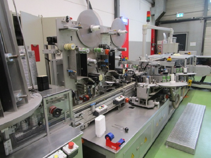 BECHER ETIKETTIERANLAGE SCHLEUTER GU 4S 6 - Упаковочное оборудование: фото 5 BECHER ETIKETTIERANLAGE SCHLEUTER GU 4S 6 - Упаковочное оборудование: фото 5