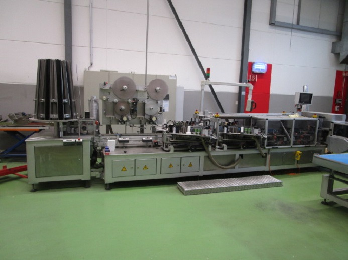 BECHER ETIKETTIERANLAGE SCHLEUTER GU 4S 6 - Упаковочное оборудование: фото 2 BECHER ETIKETTIERANLAGE SCHLEUTER GU 4S 6 - Упаковочное оборудование: фото 2