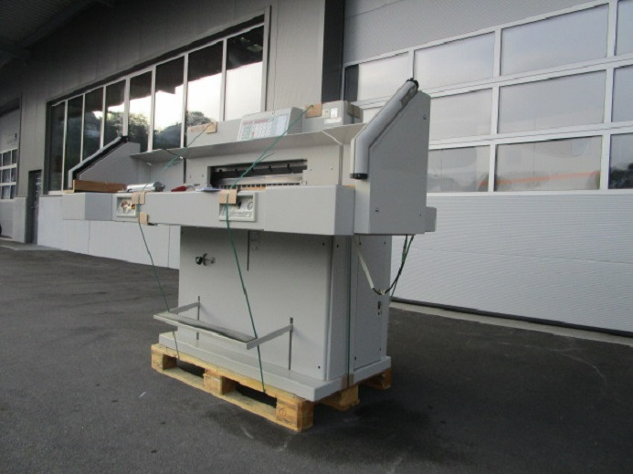 IDEAL 7225-55 EC3 LT - Бумагорезательная машина: фото 4 IDEAL 7225-55 EC3 LT - Бумагорезательная машина: фото 4