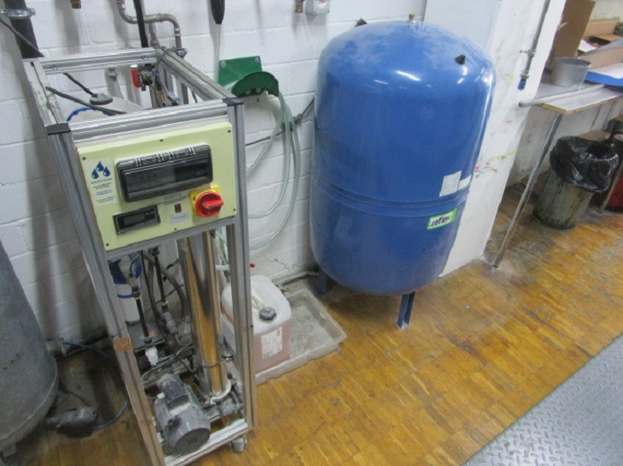 KOMPRESSOR BABY STAR Cat.1 MIT OSMOSEVORRICHTUNG & TANK - Печатное оборудование: фото 1 KOMPRESSOR BABY STAR Cat.1 MIT OSMOSEVORRICHTUNG & TANK - Печатное оборудование: фото 1