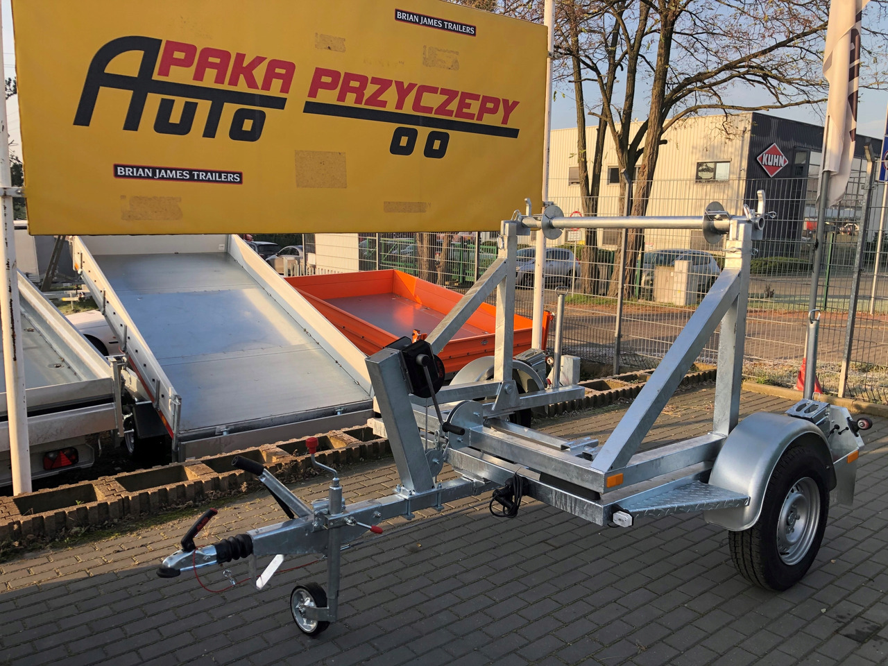 PRZYCZEPA KABLOWA POD BĘBEN KABLOWY ŚWIATŁOWÓD / CABLE TRAILER FOR FIBER OPTIC CABLE DRUM - Кабельный транспортер: фото 2 PRZYCZEPA KABLOWA POD BĘBEN KABLOWY ŚWIATŁOWÓD / CABLE TRAILER FOR FIBER OPTIC CABLE DRUM - Кабельный транспортер: фото 2