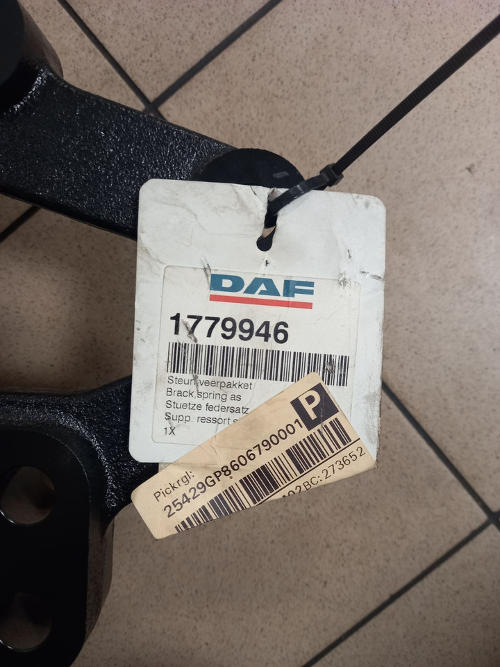 DAF KRONKŠTEINAS XF95 - Кузов и экстерьер: фото 2 DAF KRONKŠTEINAS XF95 - Кузов и экстерьер: фото 2