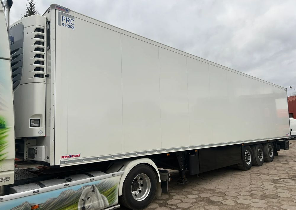 Schmitz Cargobull SKO AGREGAT SCHMITZ / BEZWYPADKOWA / GRUBA ŚCIANA 7 CM / 2 SZTUKI !! - Полуприцеп-рефрижератор: фото 2 Schmitz Cargobull SKO AGREGAT SCHMITZ / BEZWYPADKOWA / GRUBA ŚCIANA 7 CM / 2 SZTUKI !! - Полуприцеп-рефрижератор: фото 2