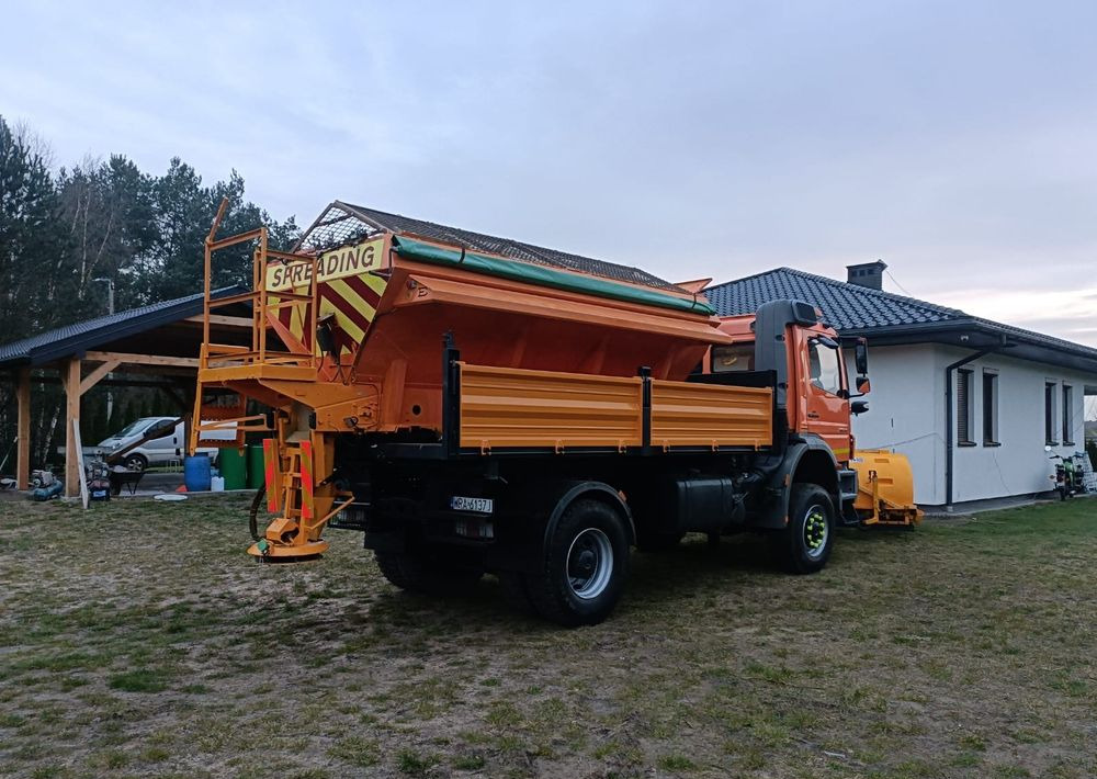 Mercedes-Benz Axor 1824 - Снегоуборочная машина: фото 3 Mercedes-Benz Axor 1824 - Снегоуборочная машина: фото 3