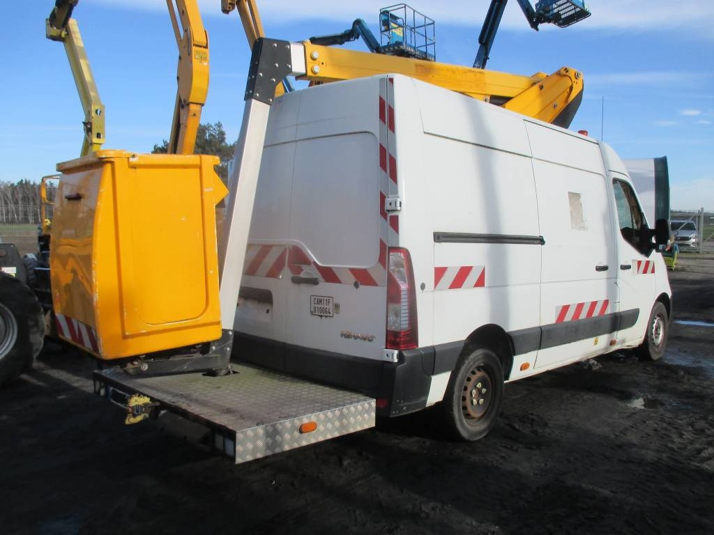 Klubb K32 - Грузовик с подъемником: фото 3 Klubb K32 - Грузовик с подъемником: фото 3