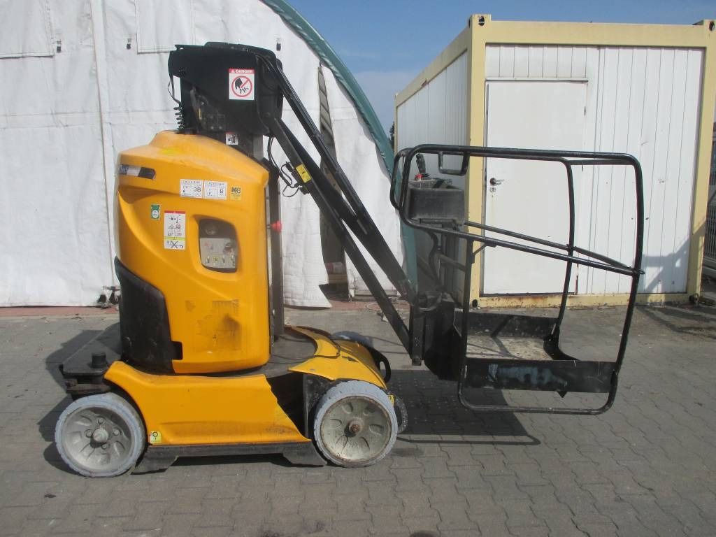 Manitou 100 VJR - Вертикальный мачтовый подъемник: фото 1 Manitou 100 VJR - Вертикальный мачтовый подъемник: фото 1