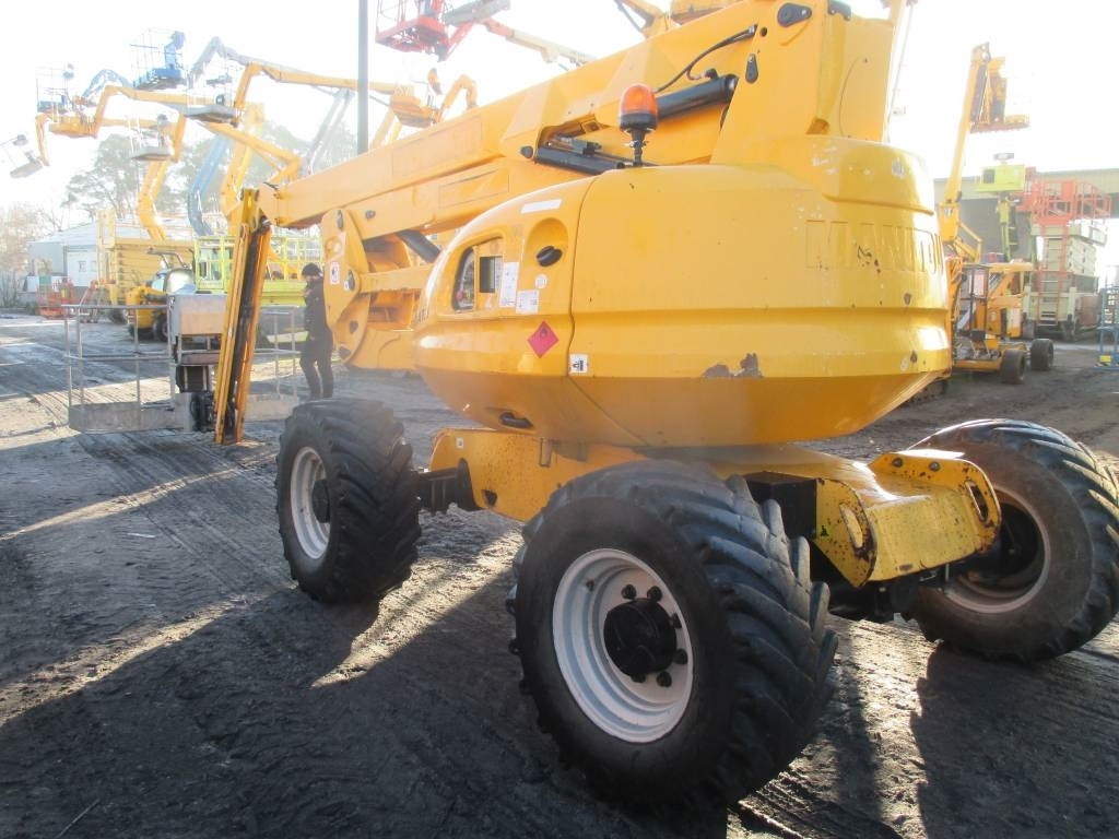 Manitou 200 ATJ - Коленчатый подъемник: фото 5 Manitou 200 ATJ - Коленчатый подъемник: фото 5