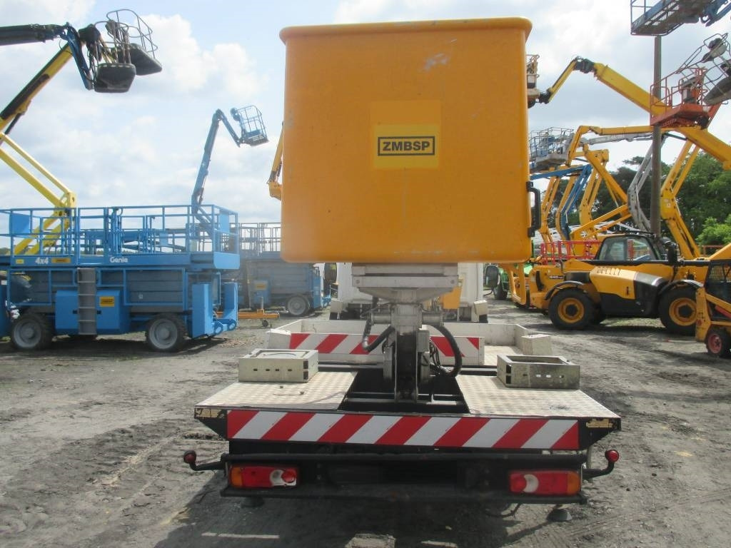 Multitel MT 202 DS - Грузовик с подъемником: фото 4 Multitel MT 202 DS - Грузовик с подъемником: фото 4