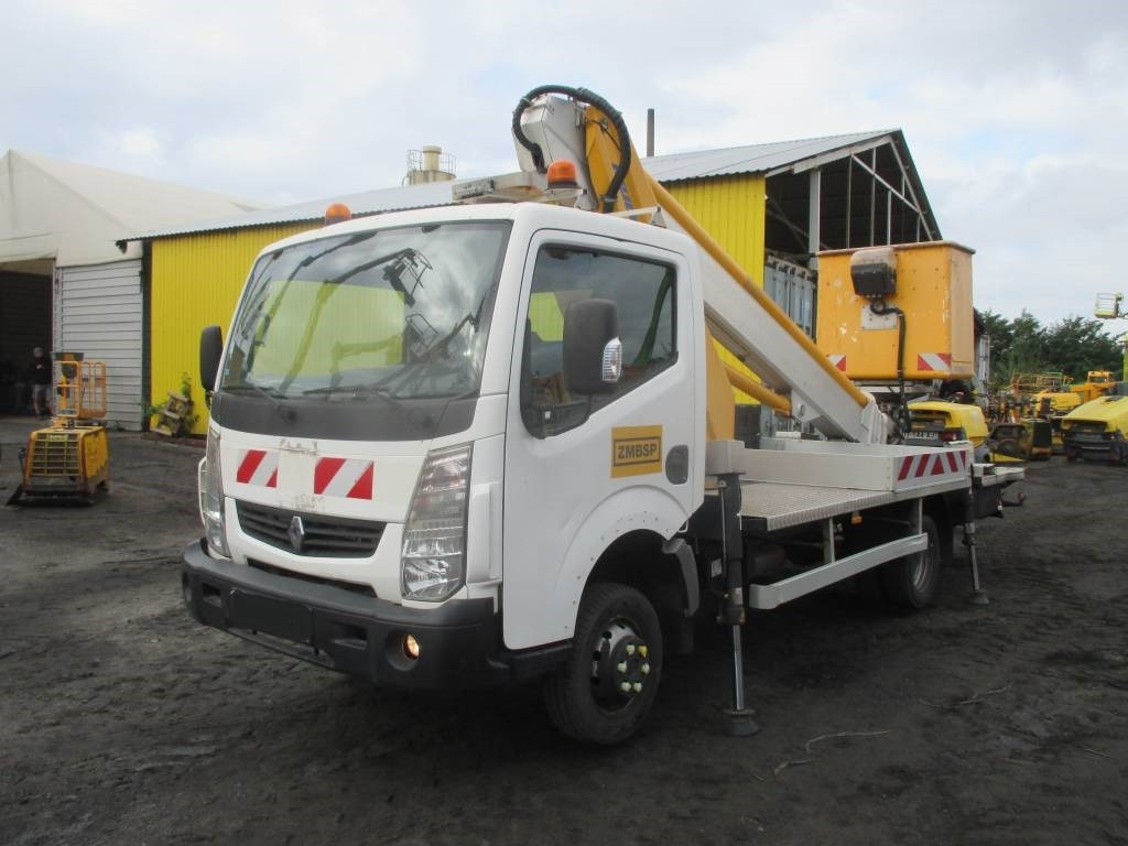 Грузовик с подъемником Multitel MT 202: фото 7