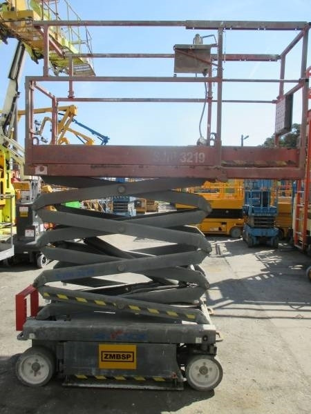 SkyJack SJ III 3219 - Ножничный подъемник: фото 5 SkyJack SJ III 3219 - Ножничный подъемник: фото 5