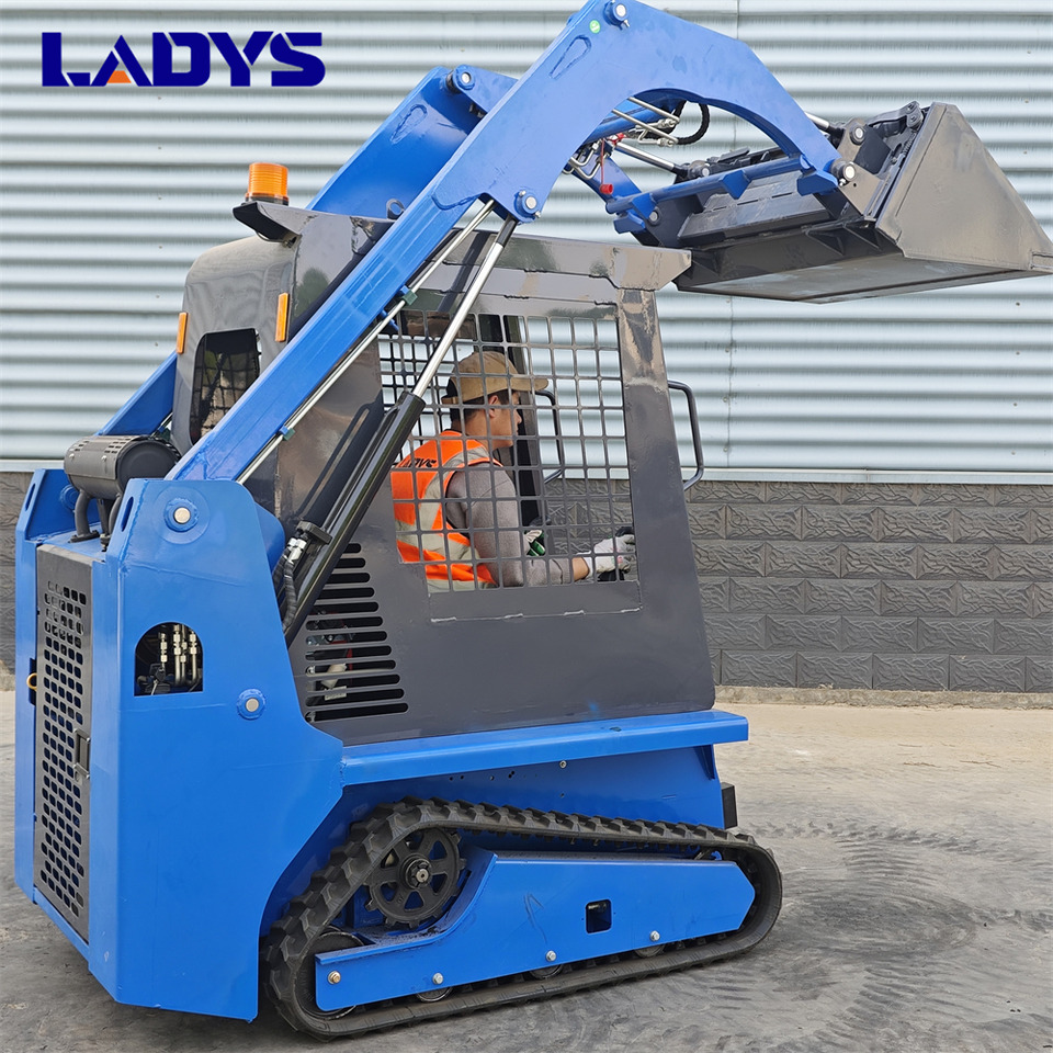 LADYS LA670 Skid Steer Euro 5/Epa Engine Kubota Mini Small Skid Steer Loader For Sale - Мини-погрузчик с бортовым поворотом: фото 4 LADYS LA670 Skid Steer Euro 5/Epa Engine Kubota Mini Small Skid Steer Loader For Sale - Мини-погрузчик с бортовым поворотом: фото 4