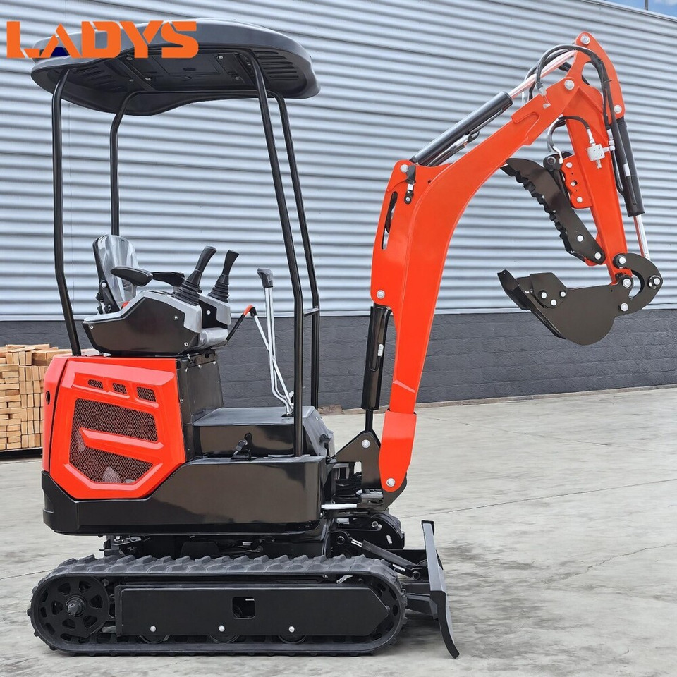 LADYS Mini Excavator Digger Miniexcavadora EPA Kubota Engine Chinese LADYS DY18 Mini Excavator For Sale With Mini Excavator Attachment Set - Мини-экскаватор: фото 4 LADYS Mini Excavator Digger Miniexcavadora EPA Kubota Engine Chinese LADYS DY18 Mini Excavator For Sale With Mini Excavator Attachment Set - Мини-экскаватор: фото 4