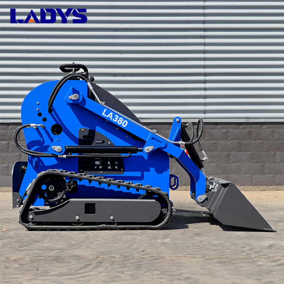 Новый Мини-погрузчик с бортовым поворотом LADYS Free Shipping LA380 Mini Skid Steer Loader Compact Track Diesel Cheap Mini Skid Steer Loader For Sale With Mini Skid Steer Attachments 4 In 1 Bucket: фото 6