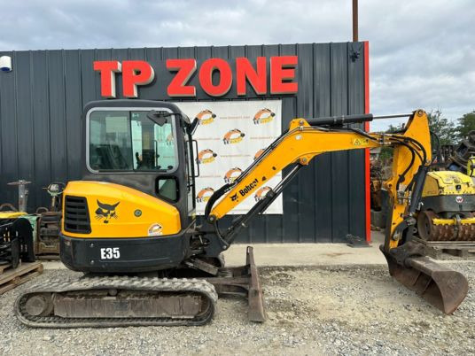 Bobcat E35 Cabine à 23500 € HT - Мини-экскаватор: фото 1 Bobcat E35 Cabine à 23500 € HT - Мини-экскаватор: фото 1