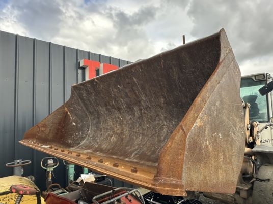 Liebherr New L514 Stéréo Clim à 29 500 € HT - Колёсный погрузчик: фото 4 Liebherr New L514 Stéréo Clim à 29 500 € HT - Колёсный погрузчик: фото 4