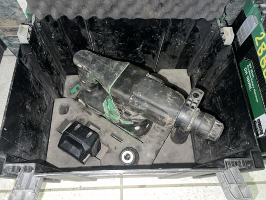 Marteau perforateur burineur hitachi - Строительное оборудование: фото 3 Marteau perforateur burineur hitachi - Строительное оборудование: фото 3