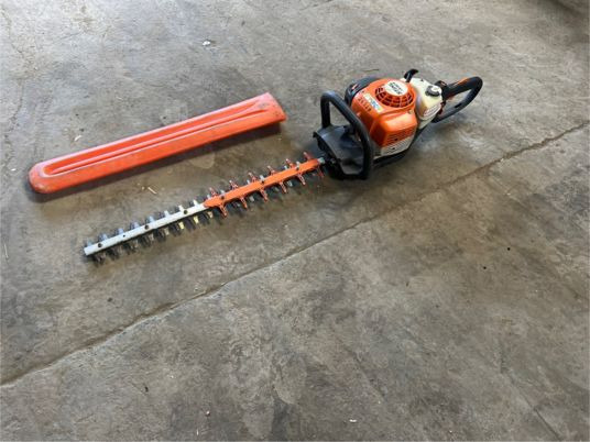 Taille haies thermique STIHL HS 82 R - Садовое оборудование: фото 2 Taille haies thermique STIHL HS 82 R - Садовое оборудование: фото 2
