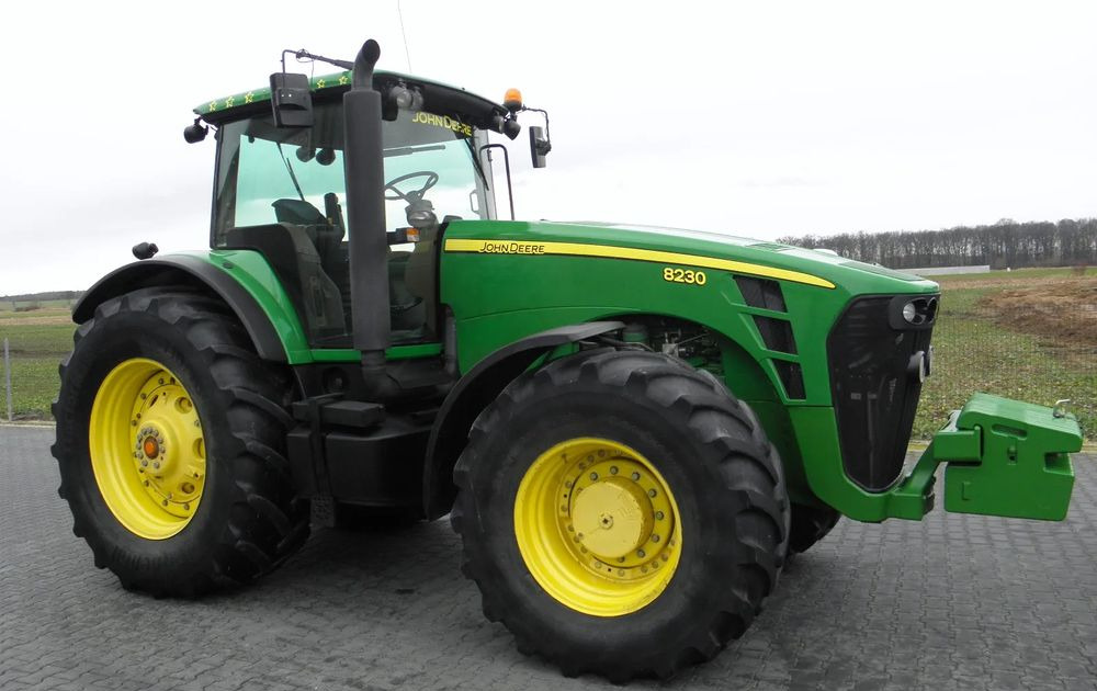 John Deere 8230 2009 Rok POWERSHIFT, Nie Malowany, Stan Bardzo Dobry - Трактор: фото 1 John Deere 8230 2009 Rok POWERSHIFT, Nie Malowany, Stan Bardzo Dobry - Трактор: фото 1