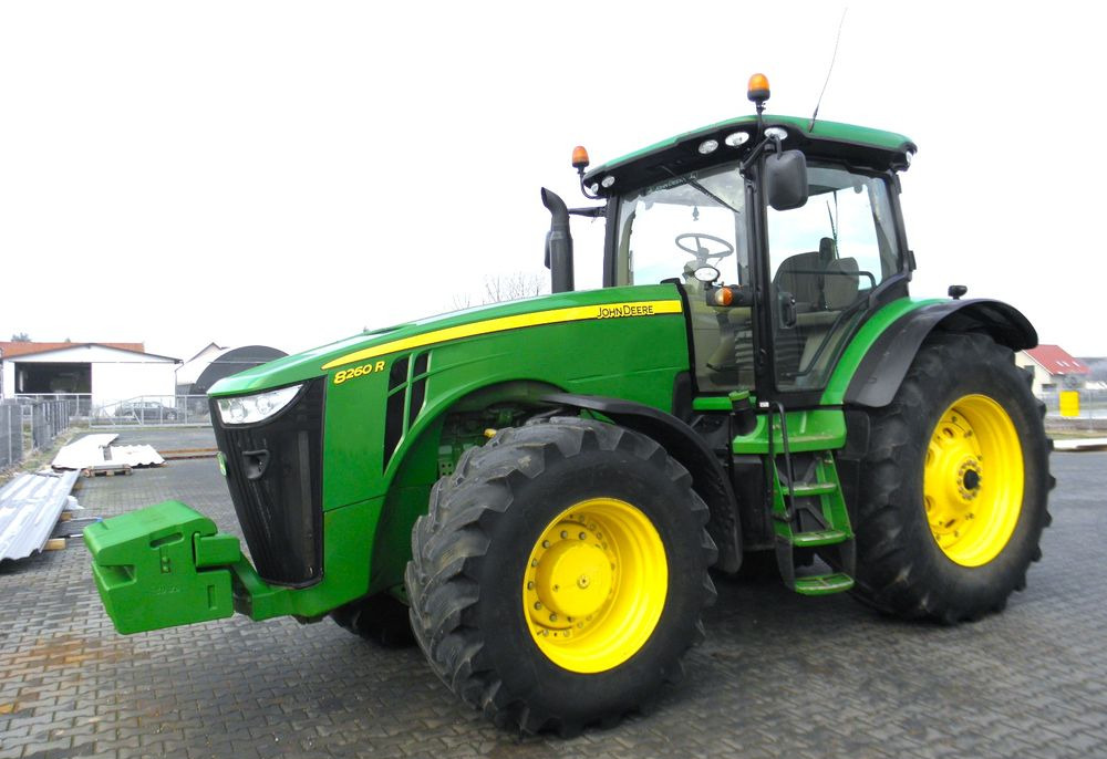 John Deere 8260R 2014 Rok, Skrzynia POWERSHIFT ,9200 mtg, Nie Malowany, Stan Idealny - Трактор: фото 3 John Deere 8260R 2014 Rok, Skrzynia POWERSHIFT ,9200 mtg, Nie Malowany, Stan Idealny - Трактор: фото 3