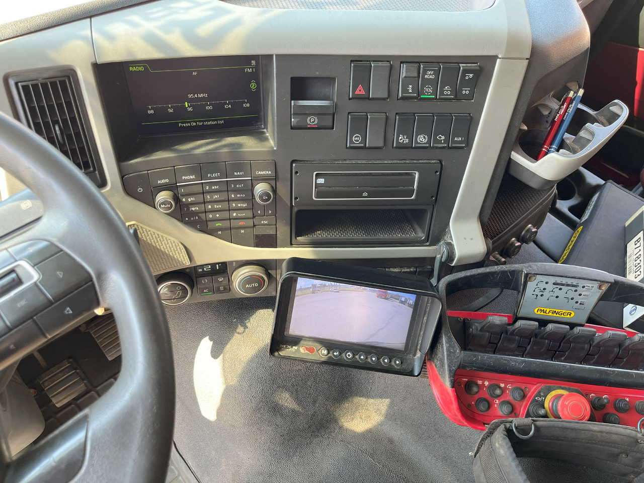 Автоманипулятор Volvo FM370 6X2 EURO6 + CRANE PALFINGER PK23001EH: фото 24