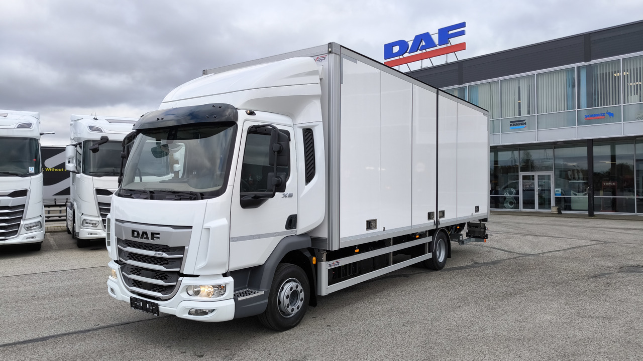 DAF XB 210 FA - Грузовик с закрытым кузовом: фото 1 DAF XB 210 FA - Грузовик с закрытым кузовом: фото 1