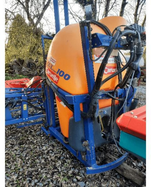 CARUELLE 1000L - Навесной опрыскиватель: фото 1 CARUELLE 1000L - Навесной опрыскиватель: фото 1
