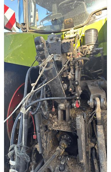 CLAAS AXION 850 - Трактор: фото 2 CLAAS AXION 850 - Трактор: фото 2