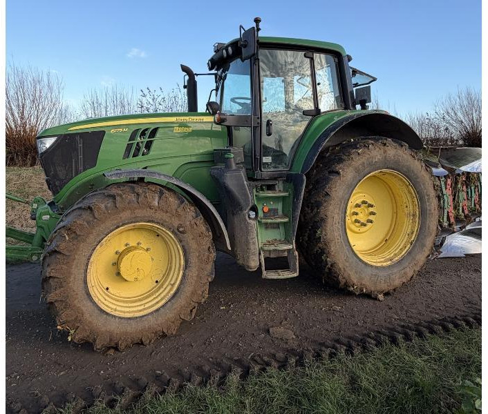 JOHN DEERE 6175M - Трактор: фото 1 JOHN DEERE 6175M - Трактор: фото 1