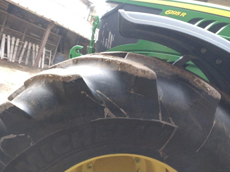 JOHN DEERE 6195R - Трактор: фото 3 JOHN DEERE 6195R - Трактор: фото 3