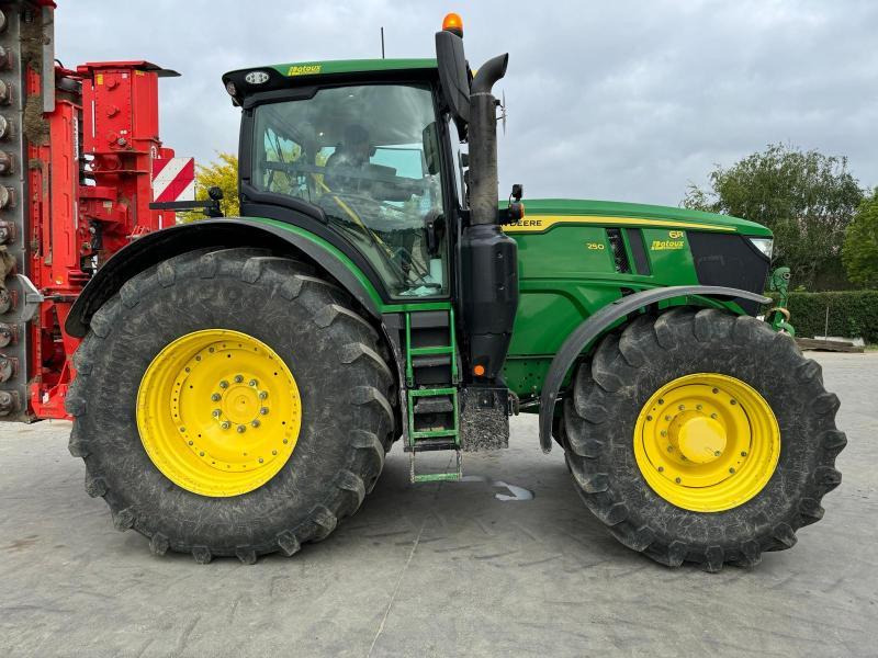 JOHN DEERE 6R250 - Трактор: фото 3 JOHN DEERE 6R250 - Трактор: фото 3