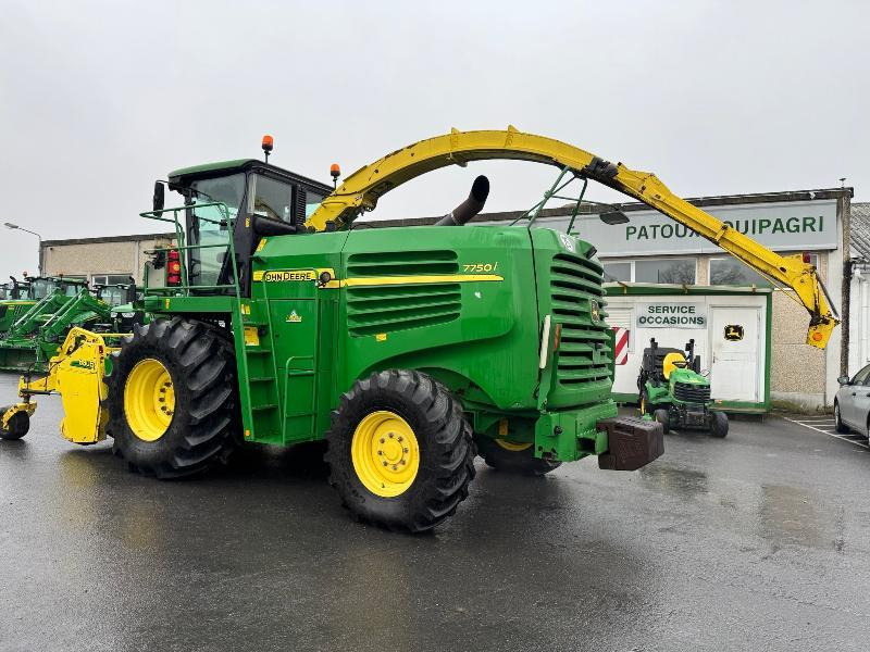 JOHN DEERE 7750 i - Кормоуборочный комбайн: фото 3 JOHN DEERE 7750 i - Кормоуборочный комбайн: фото 3