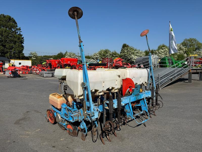 MONOSEM NG 6R - Сеялка точного высева: фото 3 MONOSEM NG 6R - Сеялка точного высева: фото 3