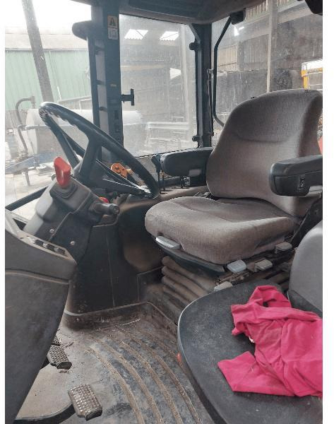NEW-HOLLAND TM155 - Трактор: фото 5 NEW-HOLLAND TM155 - Трактор: фото 5