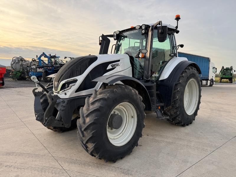 VALTRA T175 - Трактор: фото 1 VALTRA T175 - Трактор: фото 1