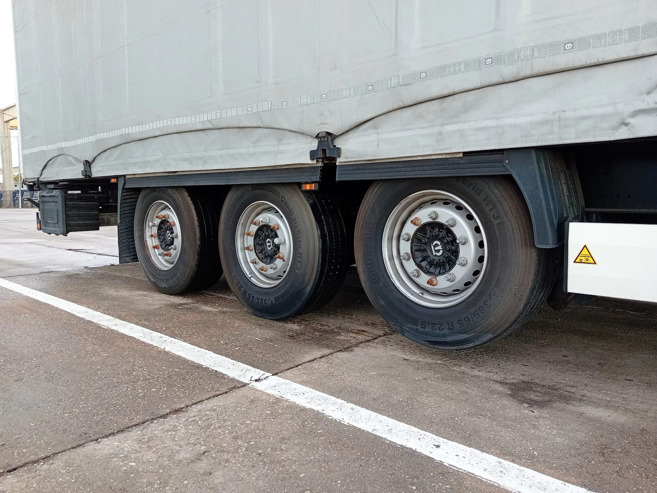 Krone Sliding Tarpaulin Semi-trailer Standard, TOP ! - Тентованный полуприцеп: фото 2 Krone Sliding Tarpaulin Semi-trailer Standard, TOP ! - Тентованный полуприцеп: фото 2