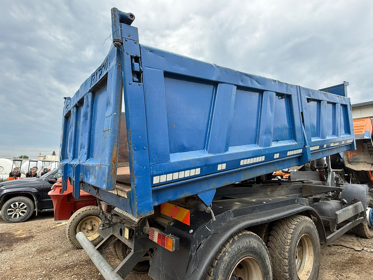 MEILLER TIPPING BUCKET - Кузов для самосвала: фото 1 MEILLER TIPPING BUCKET - Кузов для самосвала: фото 1