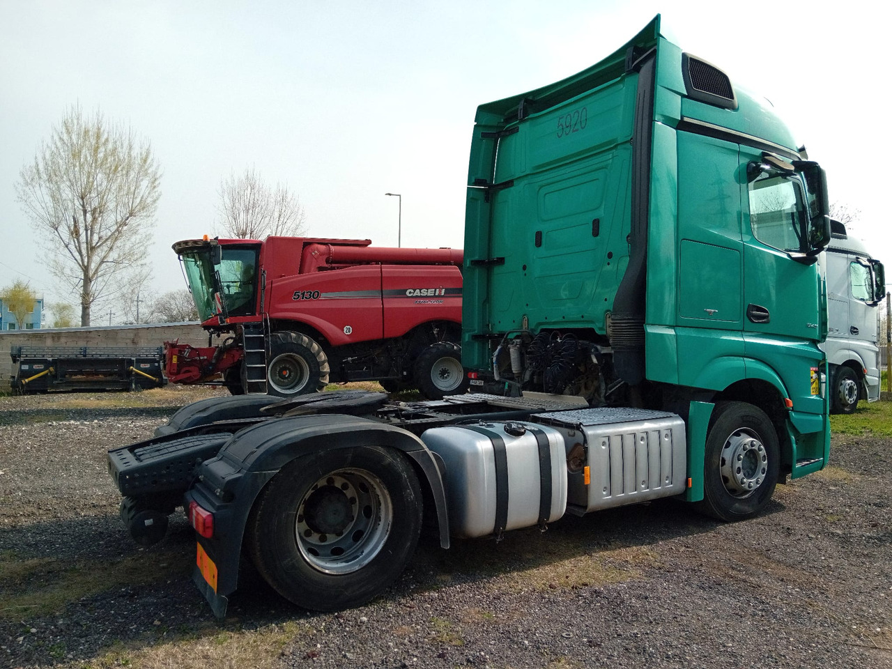 Mercedes-Benz Actros 18.45 - Тягач: фото 5 Mercedes-Benz Actros 18.45 - Тягач: фото 5