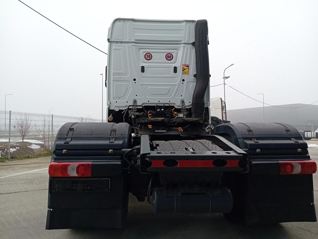 Mercedes-Benz Actros 1845 LS, FULL ADR+PTO, STANDKLIMA, TOP !!! - Тягач: фото 5 Mercedes-Benz Actros 1845 LS, FULL ADR+PTO, STANDKLIMA, TOP !!! - Тягач: фото 5