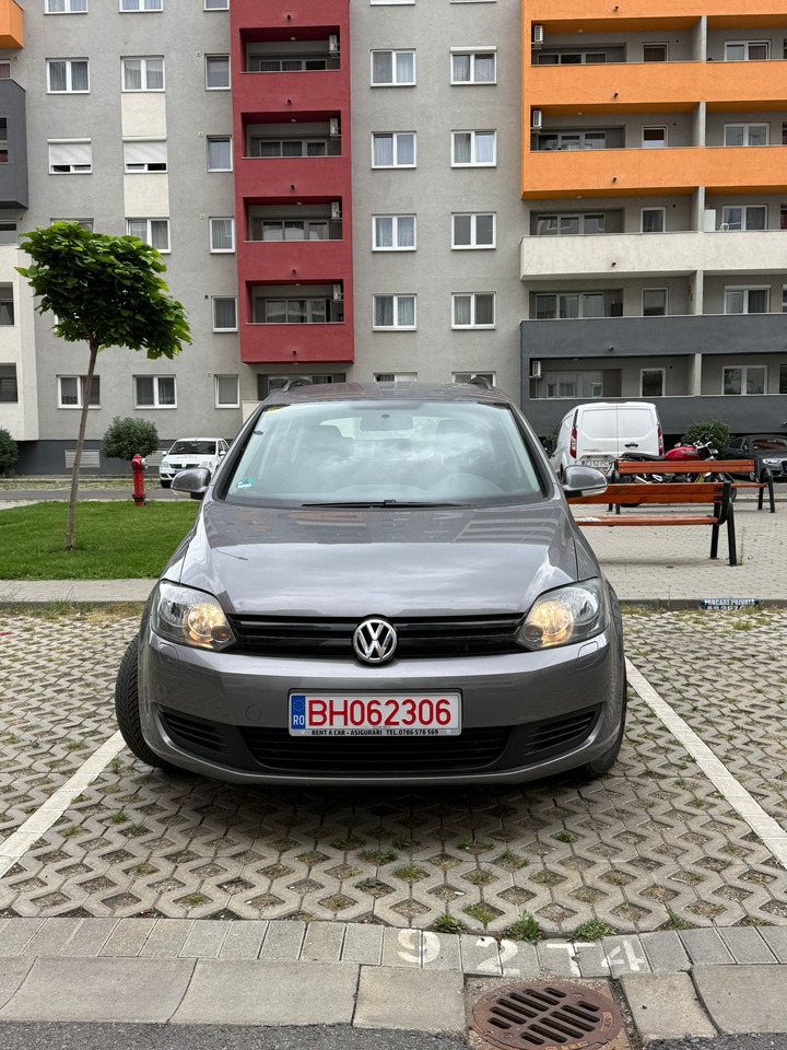 Volkswagen Golf Plus 1.6 TDI - Легковой автомобиль: фото 3 Volkswagen Golf Plus 1.6 TDI - Легковой автомобиль: фото 3
