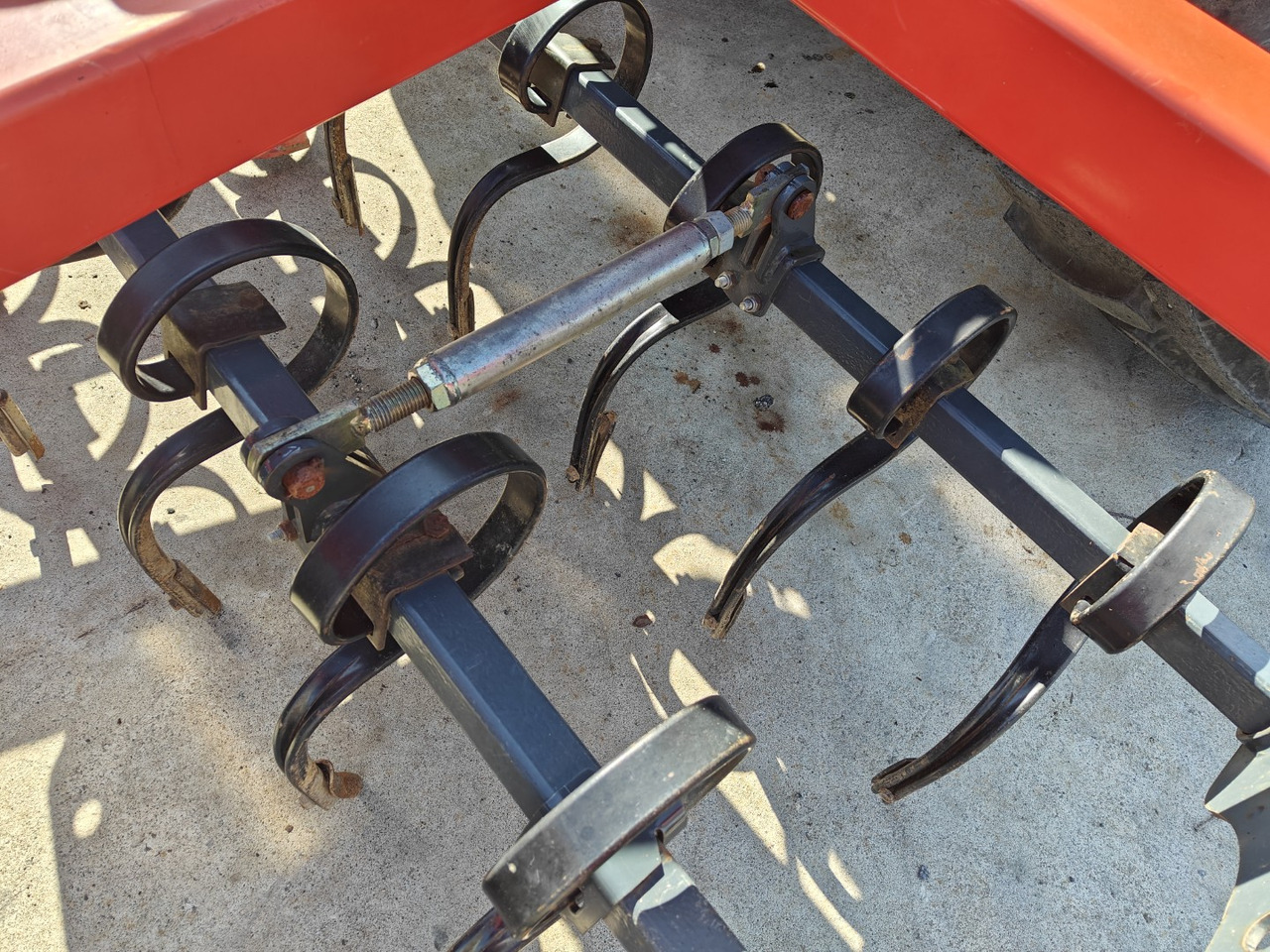 Tume Cultipack 250cm muokkain joustopiikeillä - Культиватор: фото 5 Tume Cultipack 250cm muokkain joustopiikeillä - Культиватор: фото 5